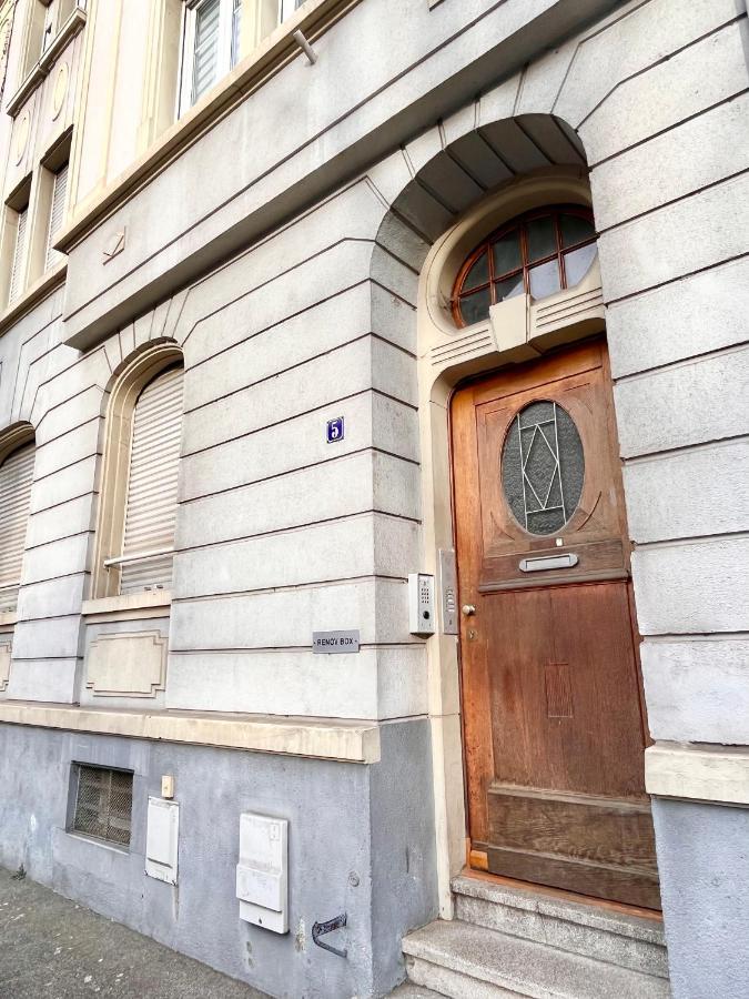 Le Petit Loft, Mulhouse Centre Apartment Luaran gambar